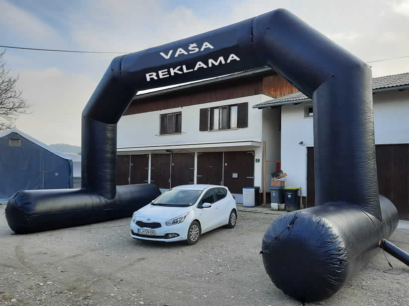 izposoja oddaja napihljivih reklamnih napisov napihljivi lok